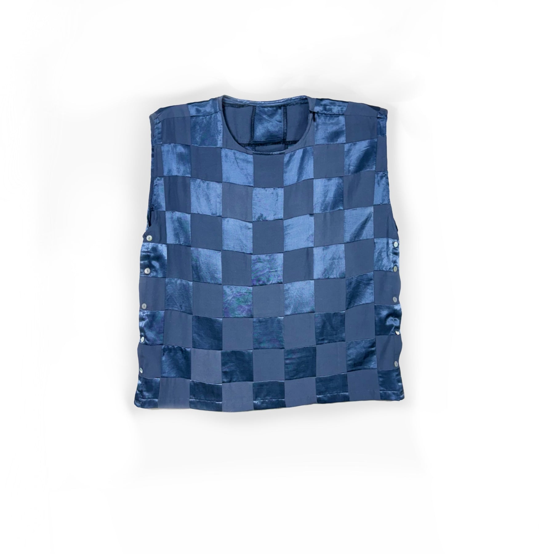 chechered tank top